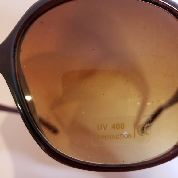 Oversized Sunglasses with Dragon Print Arms🎉 - Picture 3 of 3